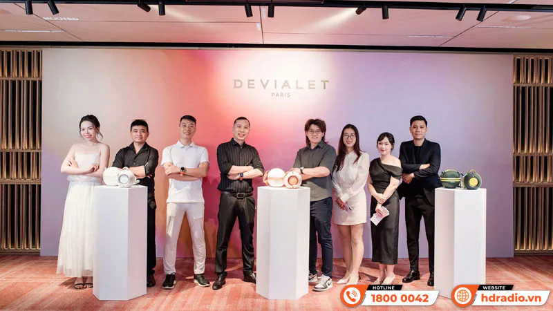 HDRadio tham dự sự kiện ra mắt phiên bản màu mới của mẫu loa Devialet Mania HDRadio tham dự sự kiện ra mắt phiên bản màu mới của mẫu loa Devialet Mania