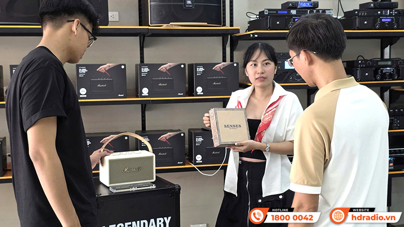 C&ugrave;ng nh&igrave;n lại hoạt động ưu đ&atilde;i Loa Marshall tại HDRadio Quận 7